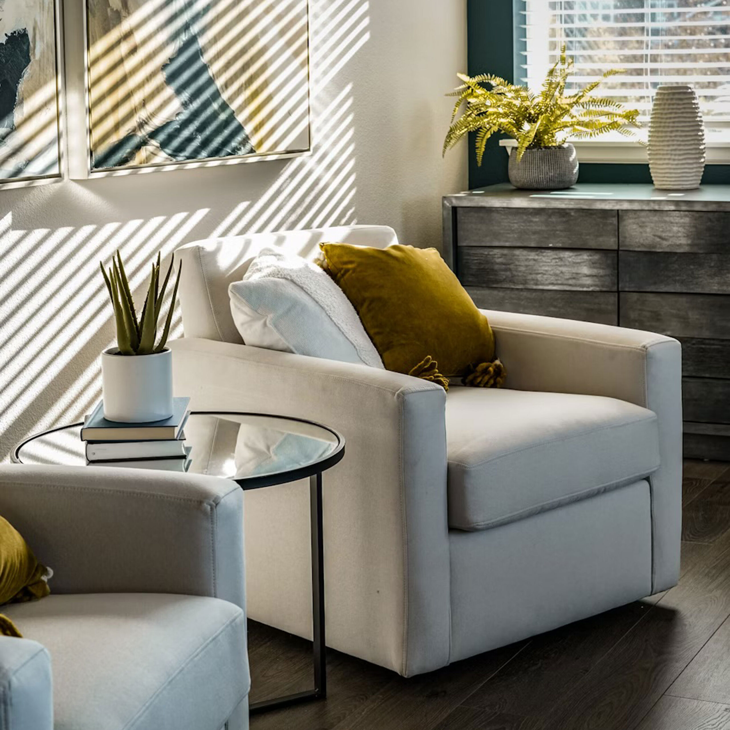 Chairs & Sofas
